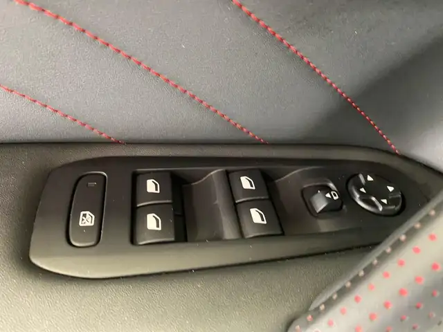 Peugeot 308 view 14