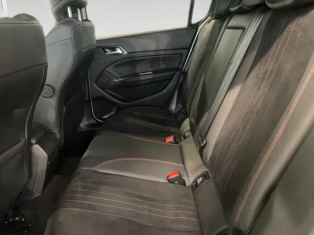 Peugeot 308 view 8