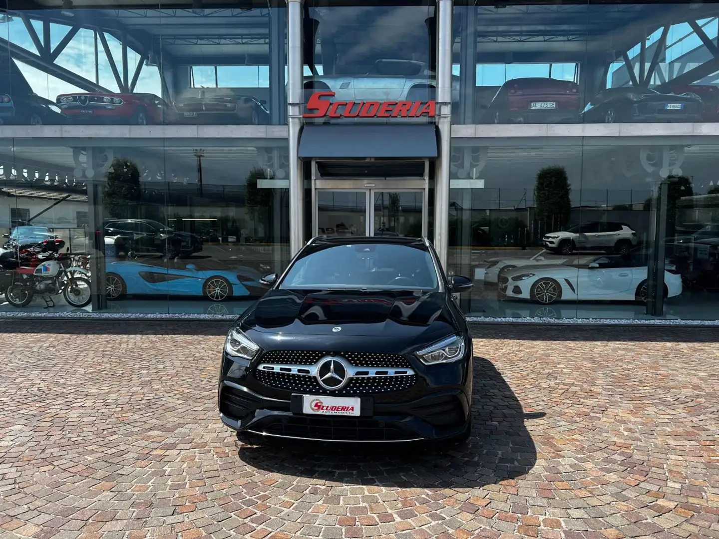 Mercedes-Benz GLA 200 d Automatic Premium Nero - 1