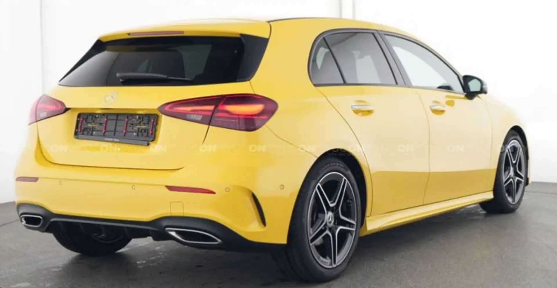 Mercedes-Benz A 200 d AMG Line,360° Cam,Sfeerverlichting,night Pack Jaune - 2