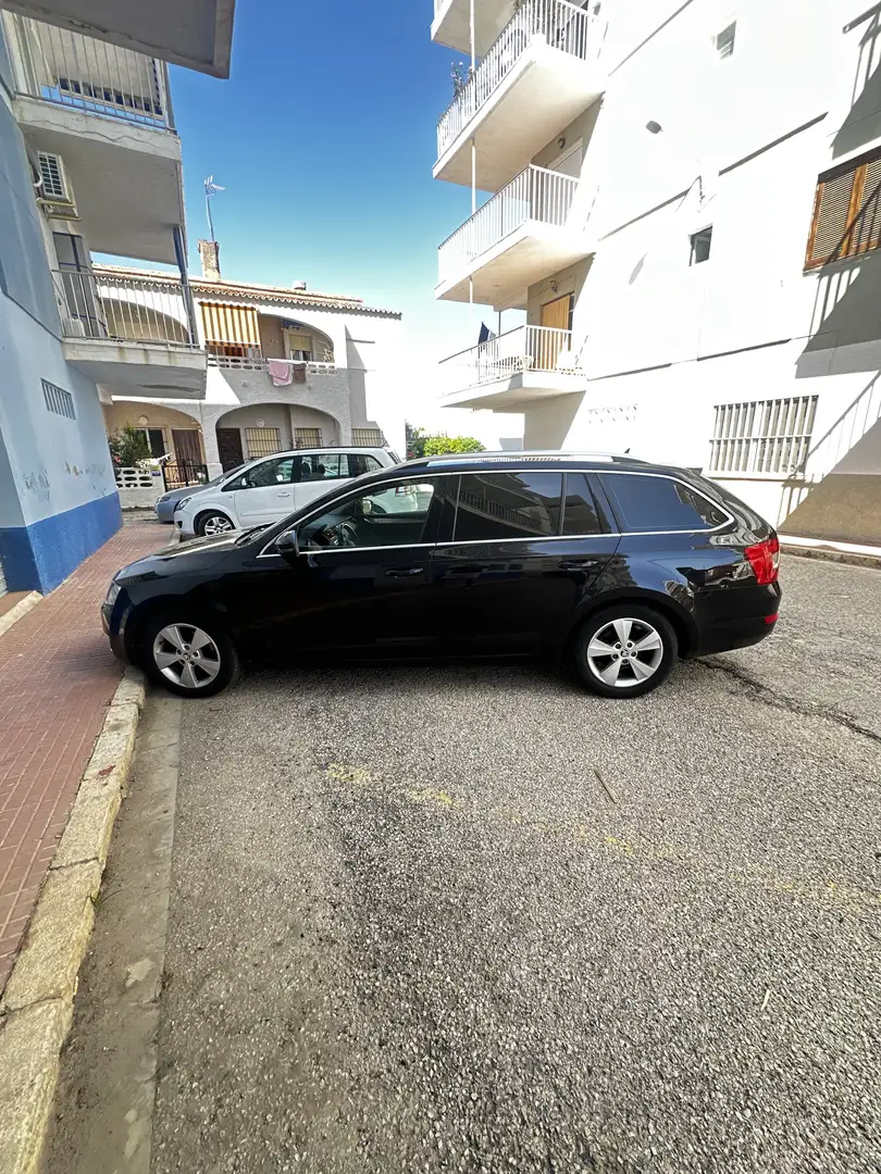 Skoda Octavia Combi 2.0 TDI Green tec 4x4 Elegance - 1