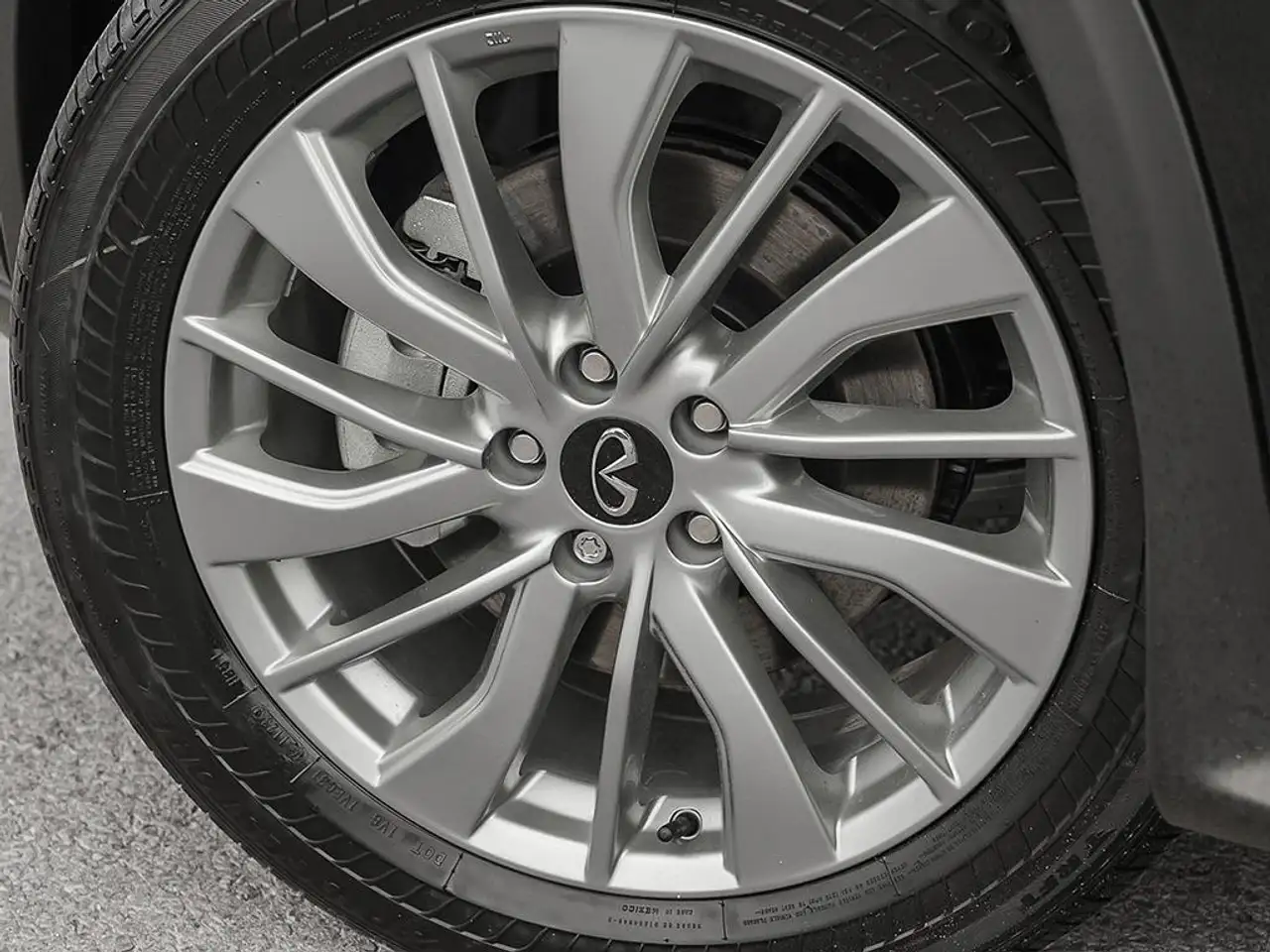 Infiniti QX50 снимка Infiniti QX50