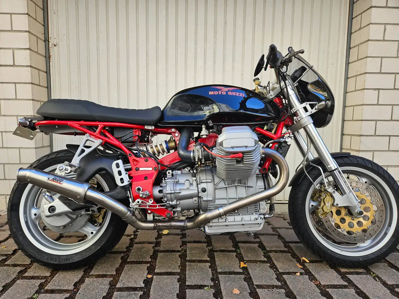 Moto Guzzi V 11
