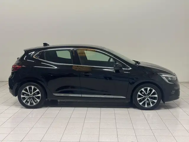 Renault Clio view 6