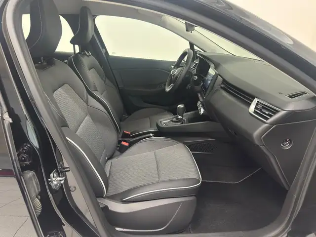 Renault Clio view 3