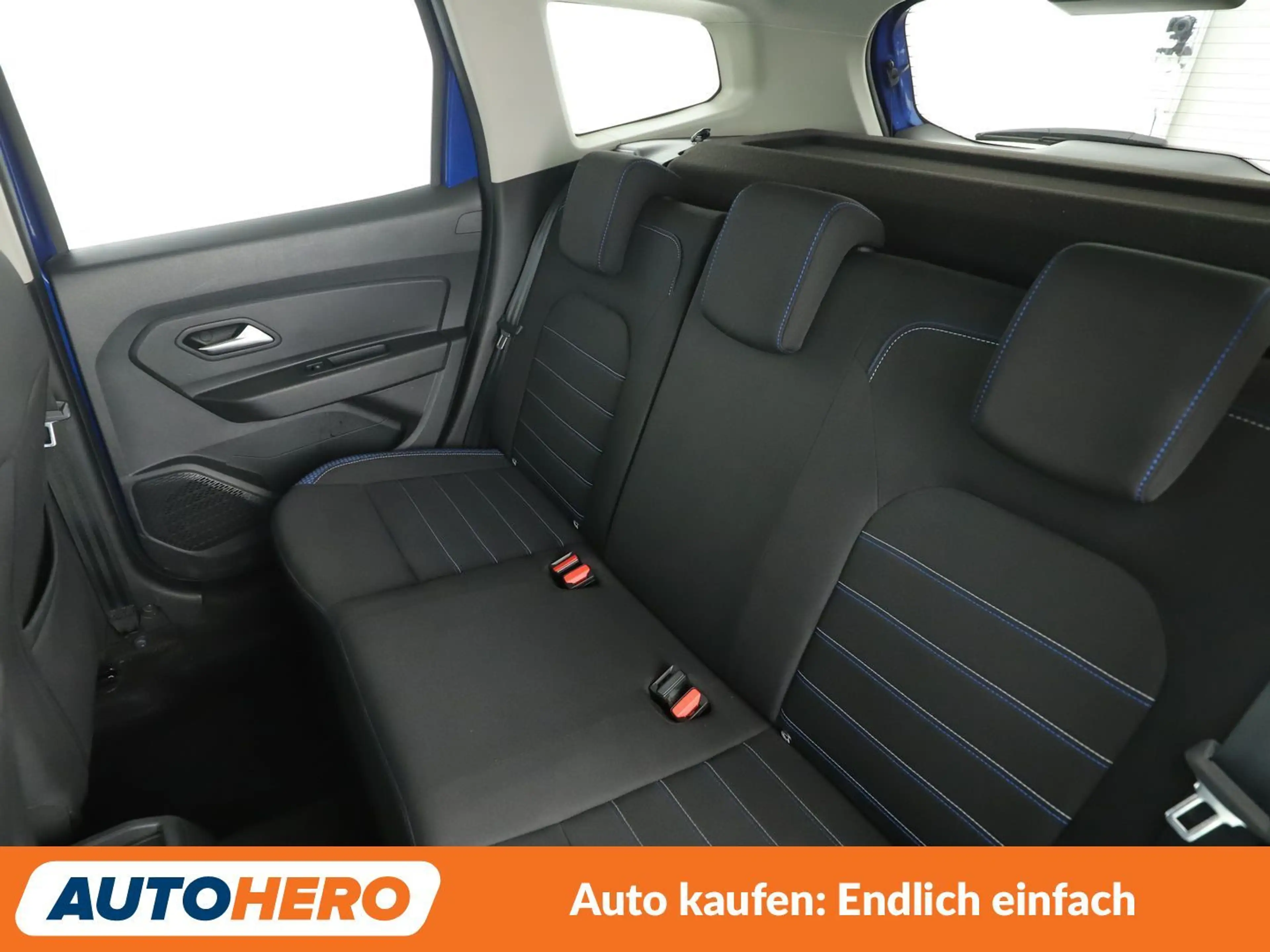 Dacia Duster 1.3 TCe Celebration *NAVI*CAM*TEMPO*SHZ*ALU* — photo 14