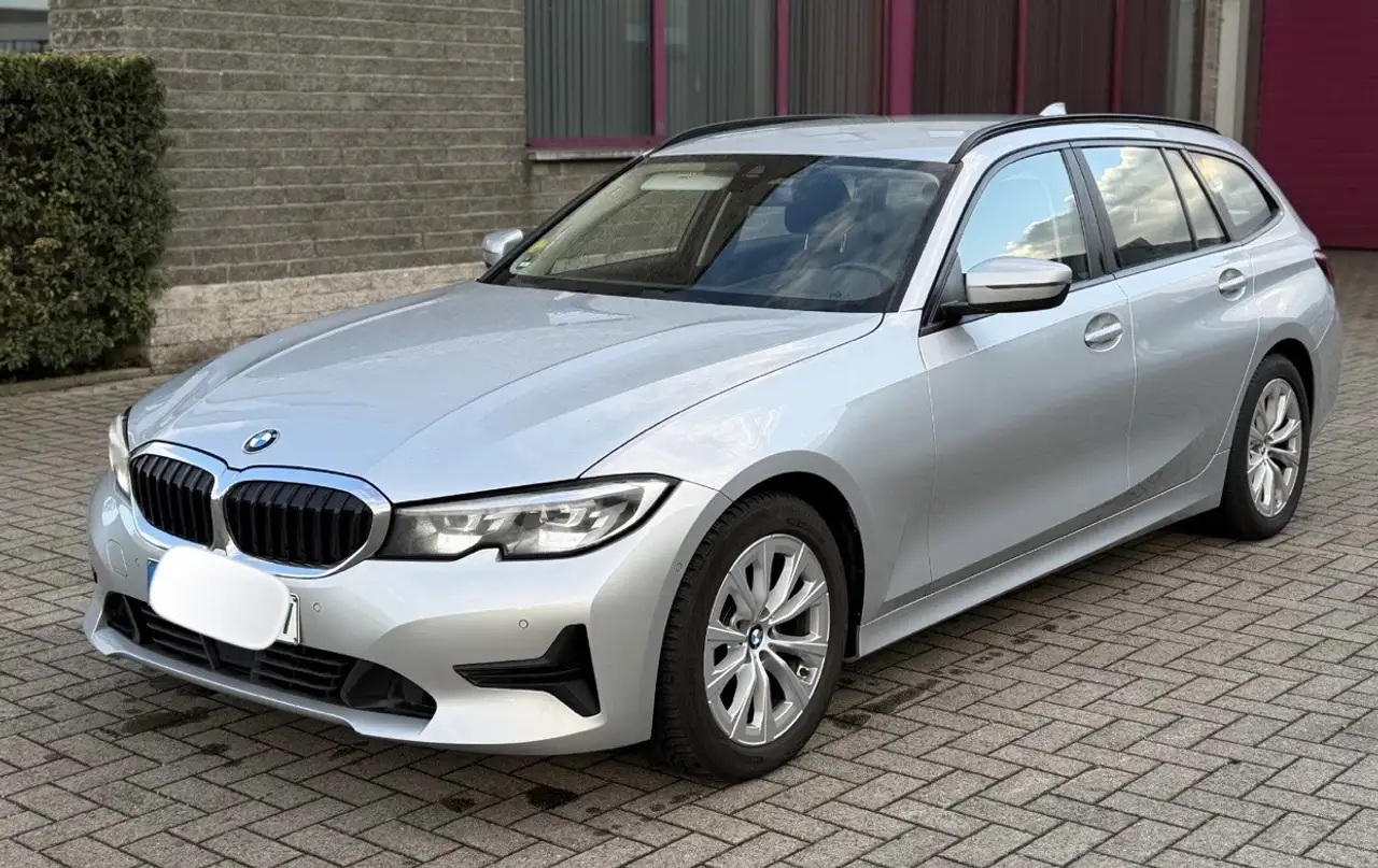 BMW 320