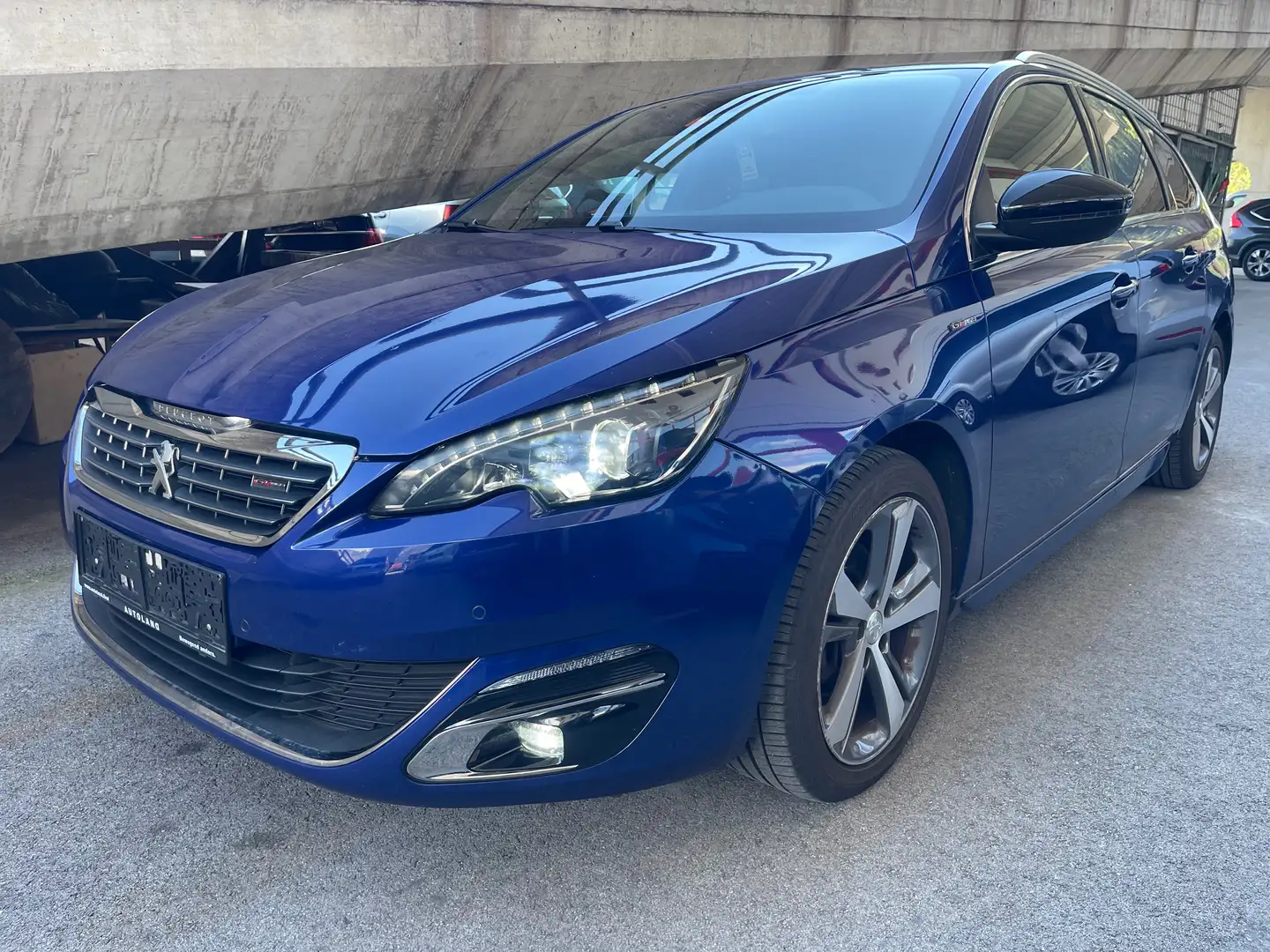 Peugeot 308 Allure GT Line Blau - 1