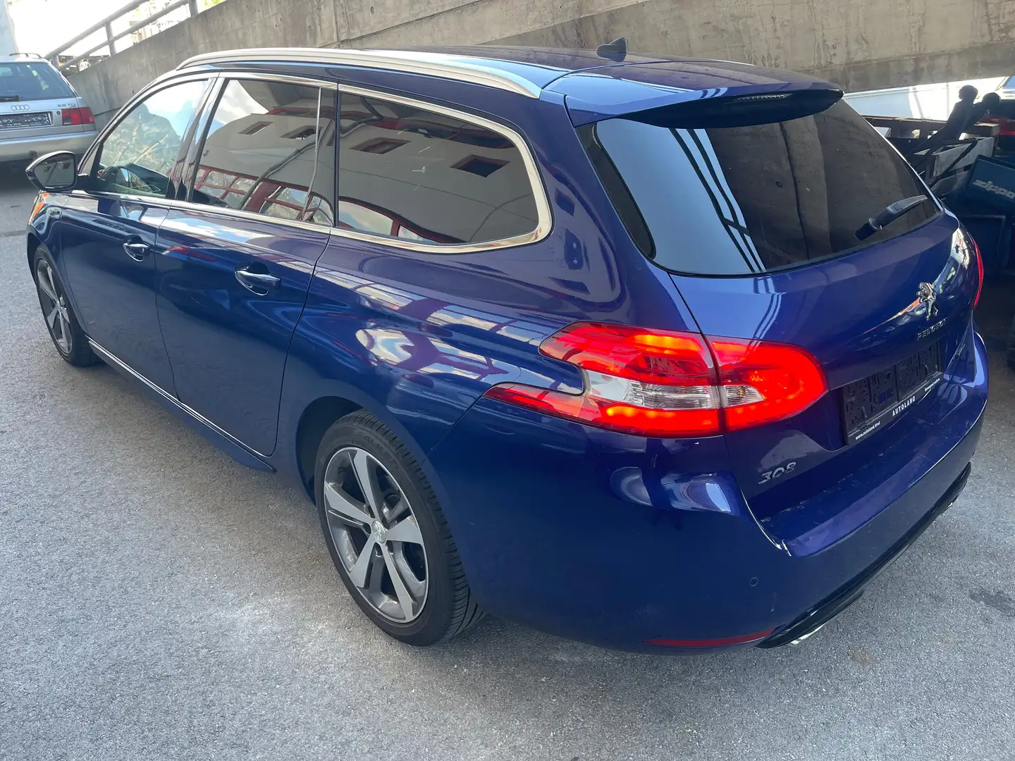 Peugeot 308 Allure GT Line Blau - 2