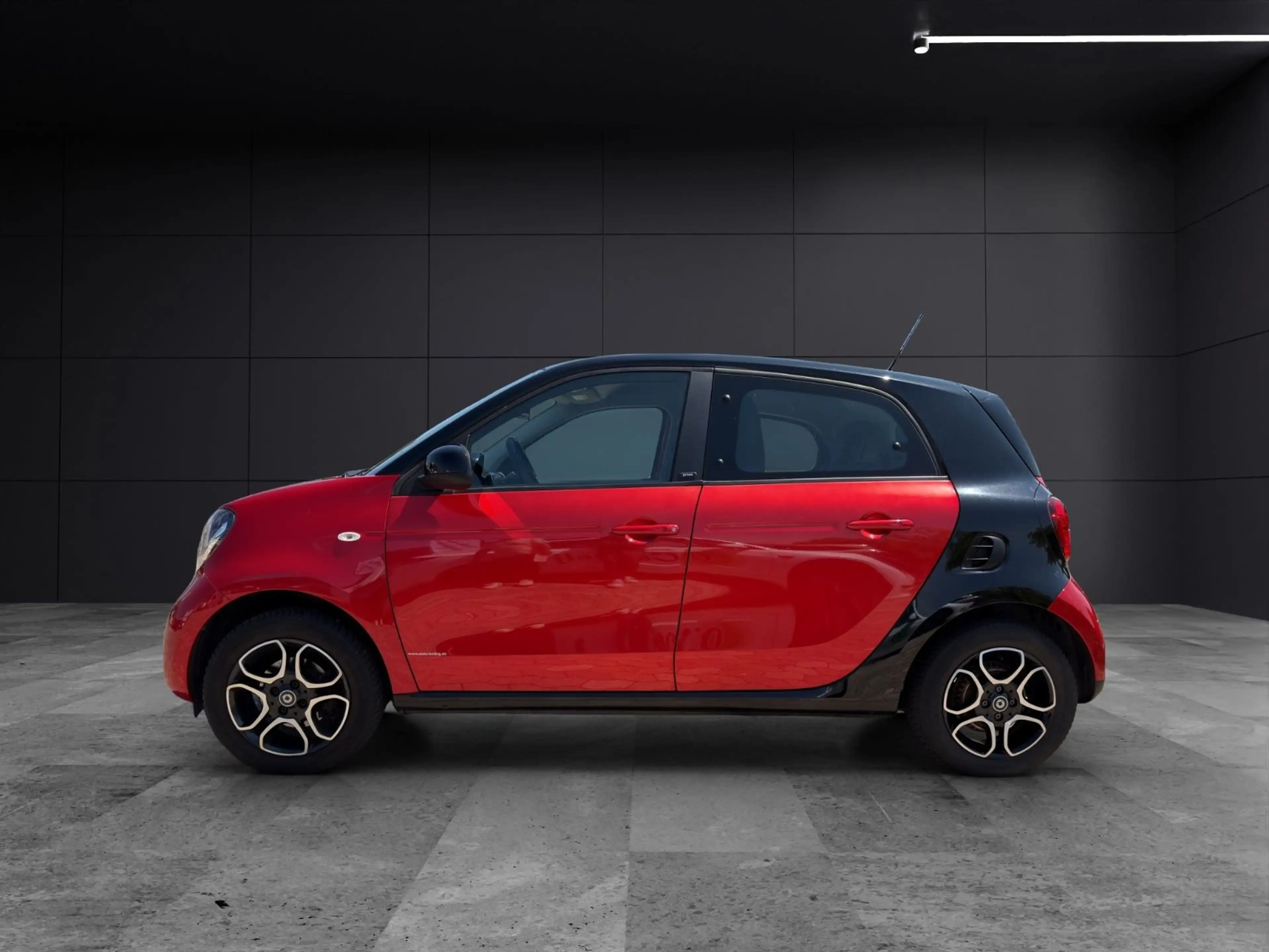 smart forFour 90PS /LEDER/ALU/KLIMA/ — photo 4