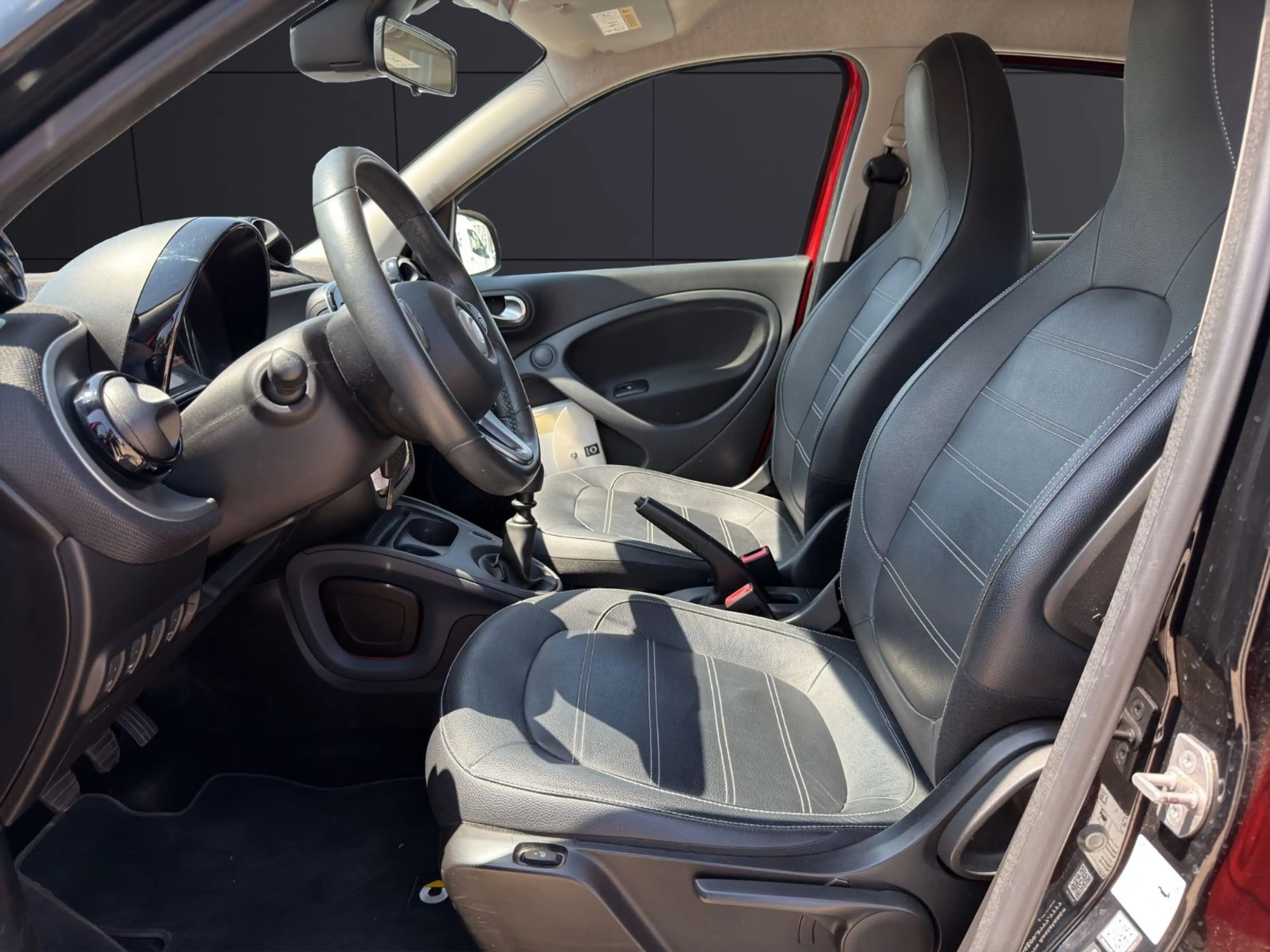 smart forFour 90PS /LEDER/ALU/KLIMA/ — photo 12