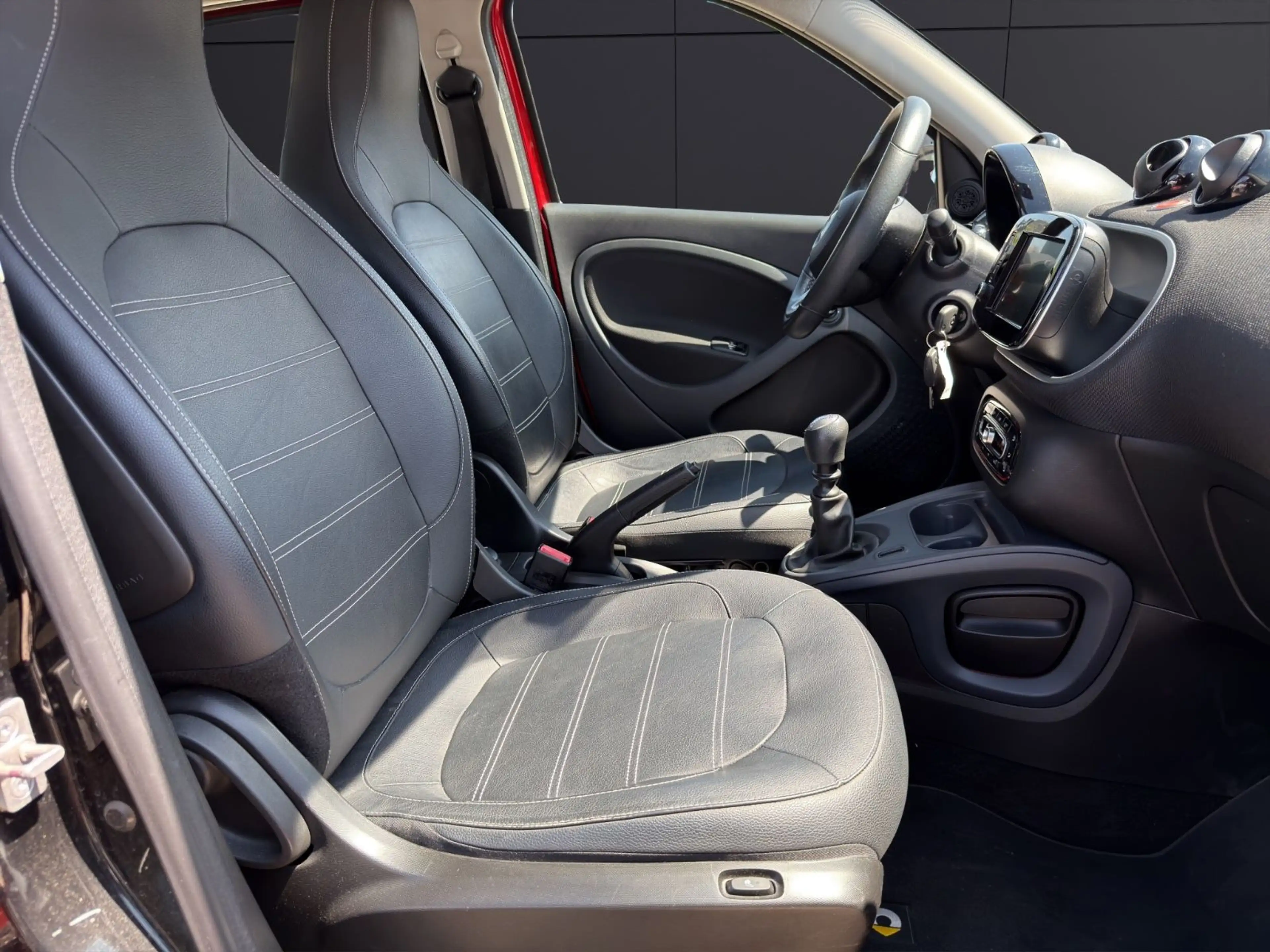 smart forFour 90PS /LEDER/ALU/KLIMA/ — photo 13