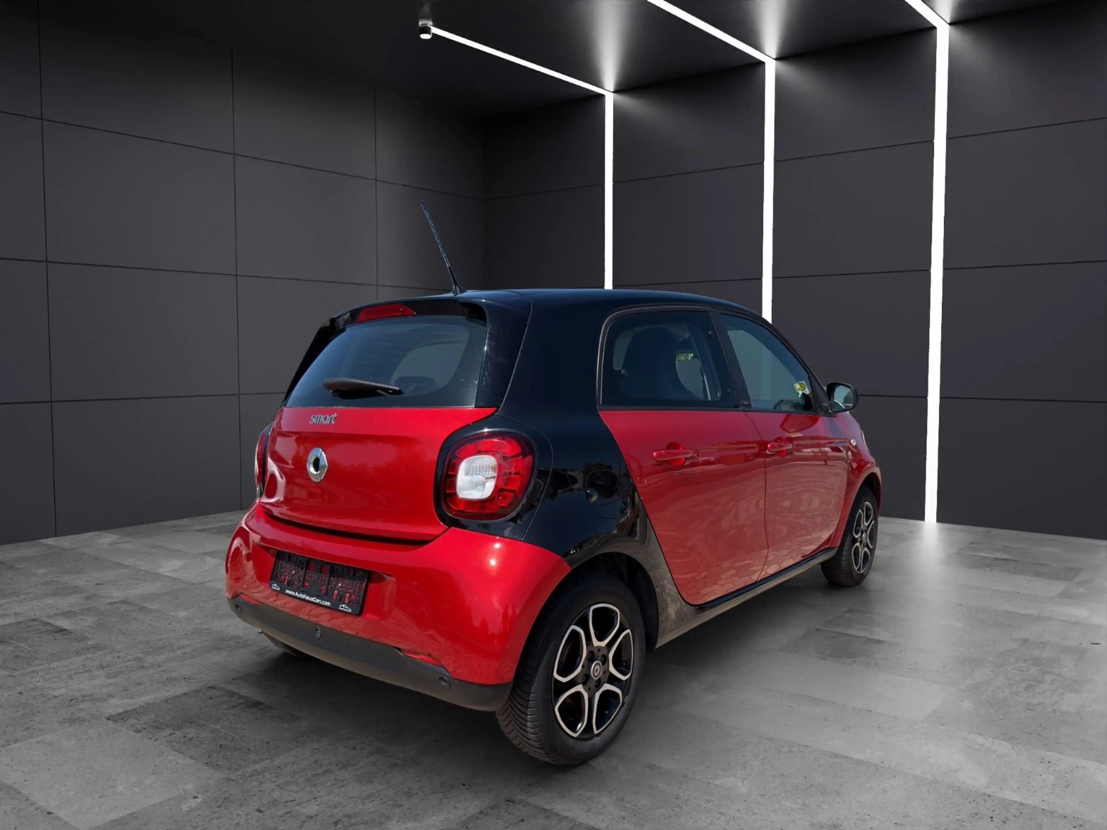 smart forFour 90PS /LEDER/ALU/KLIMA/ — photo 6