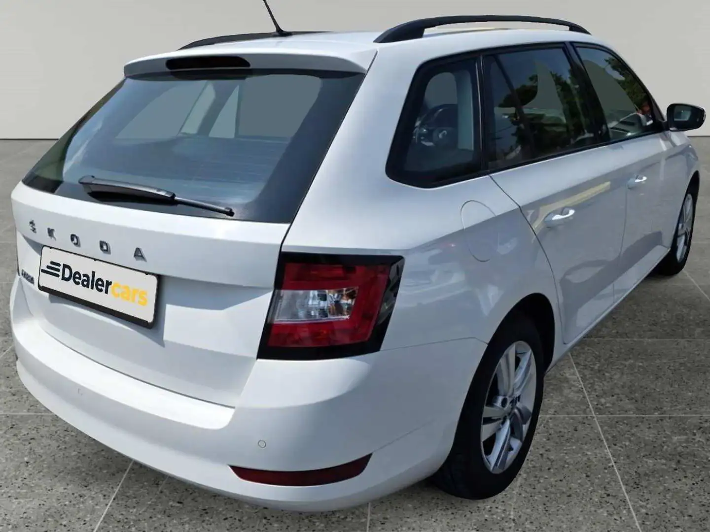 Skoda Fabia Ambition *Anhängerkupplung* Blanc - 2