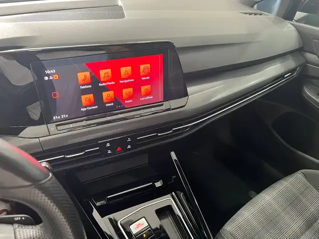 Volkswagen Golf view 14