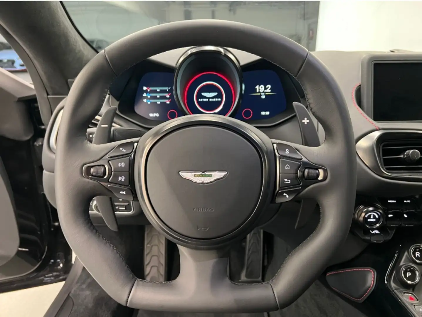 Aston Martin Vantage Roadster Negro - 1