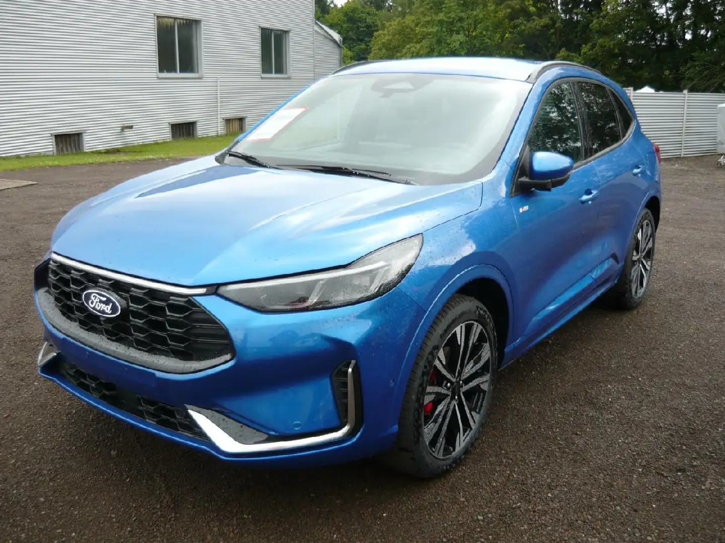 Ford Kuga Hybrid ST-Line X Blau - 1