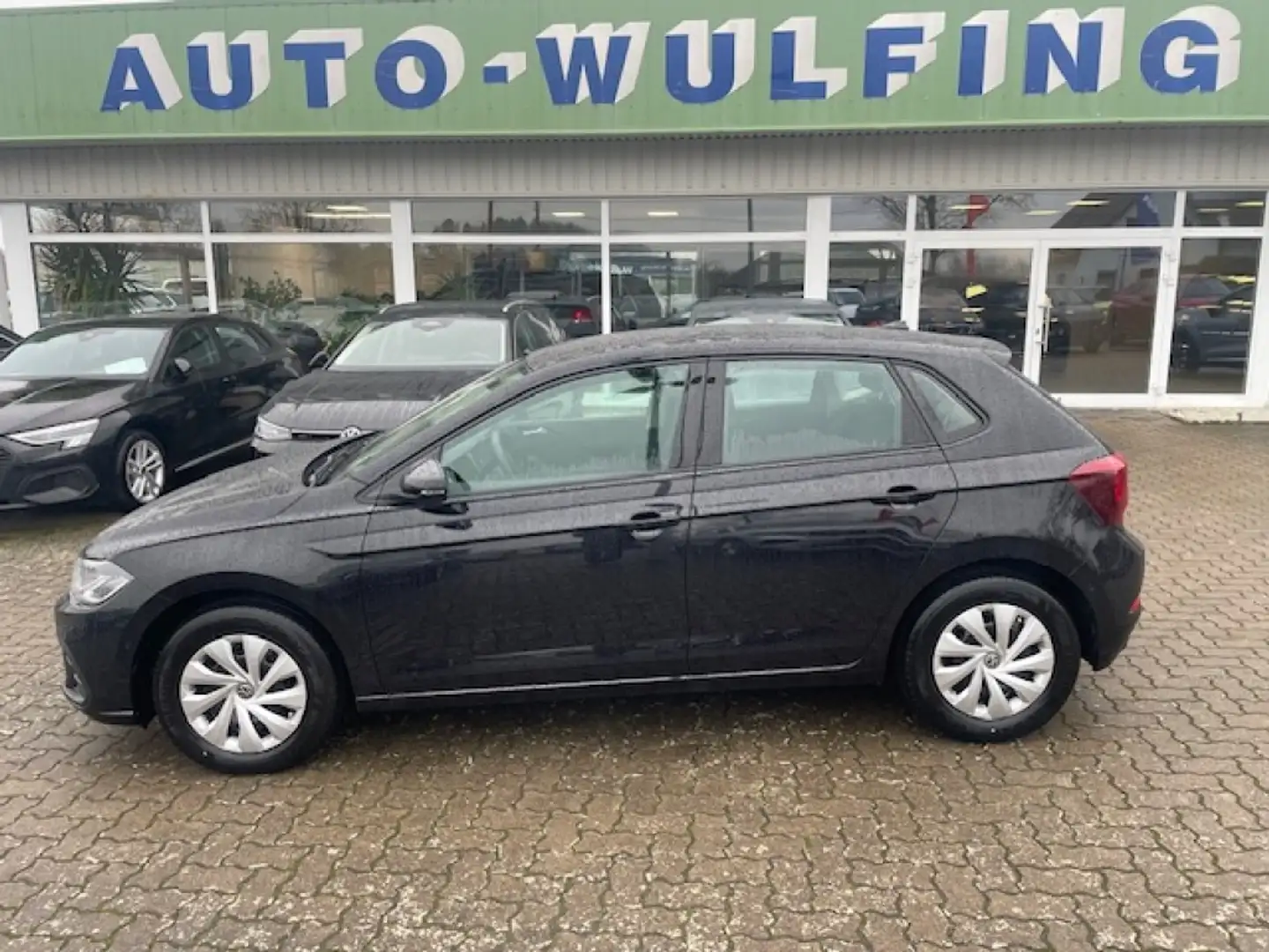 Volkswagen Polo Life 1.0 TSI-DSG,IQ-Drive,Park,Sitzheiz,LED Černá - 1