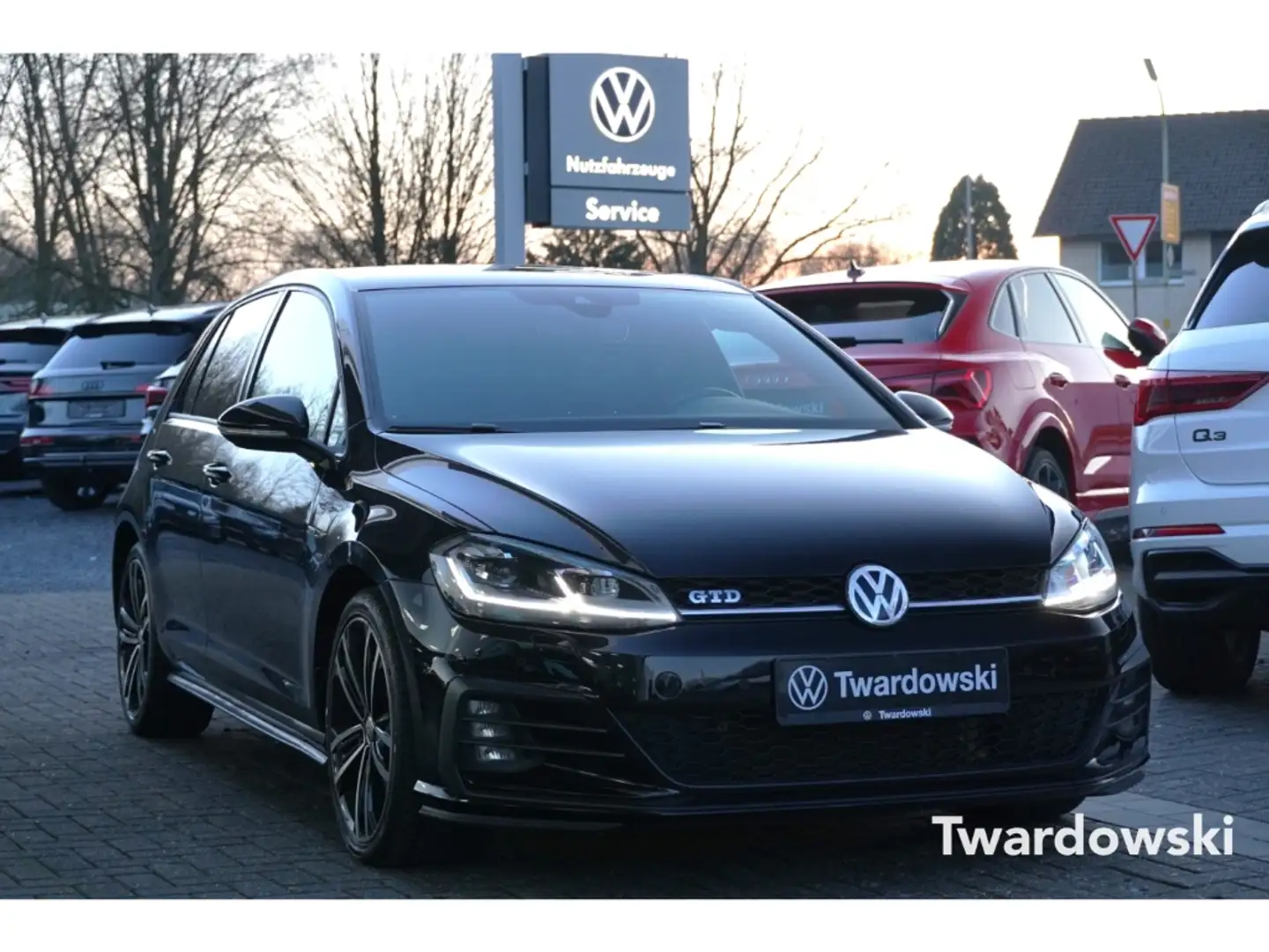 Volkswagen Golf VII GTD 2.0 TDI Bus Leder Sport ACC SHZ Business Nero - 1