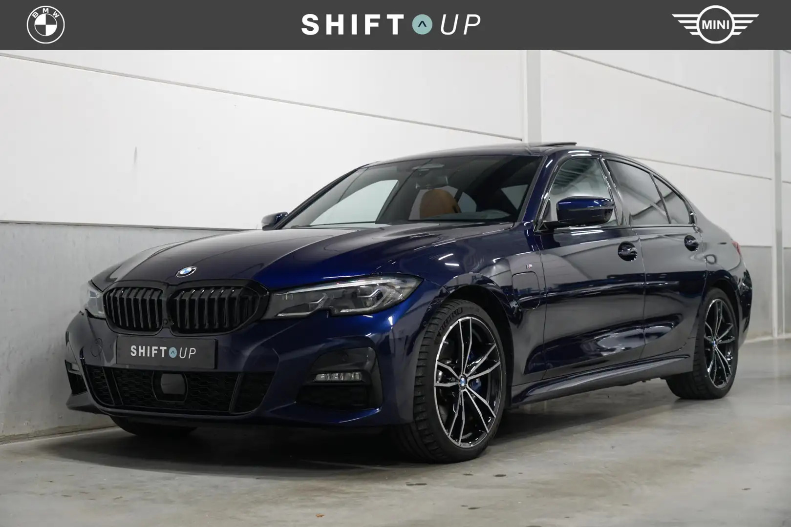 BMW 330 3-serie 330e M-Sport | Schuifdak | Head Up | CoPil Azul - 1