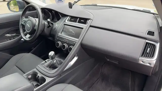 Jaguar E-Pace view 10