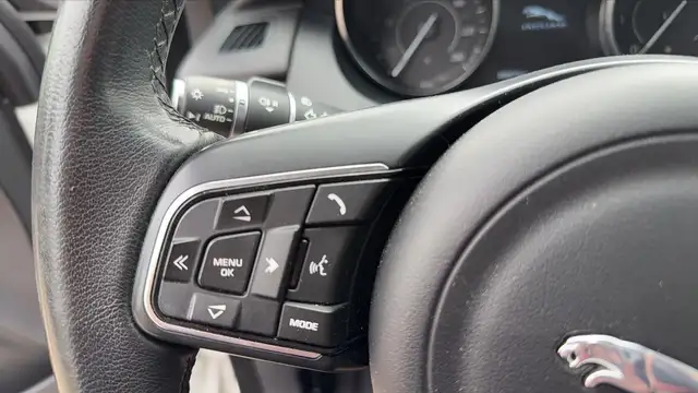 Jaguar E-Pace view 13