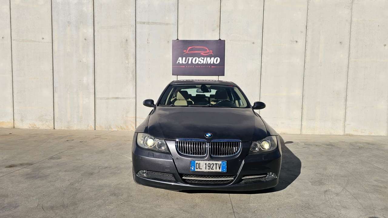 BMW 330 330xd Touring Futura