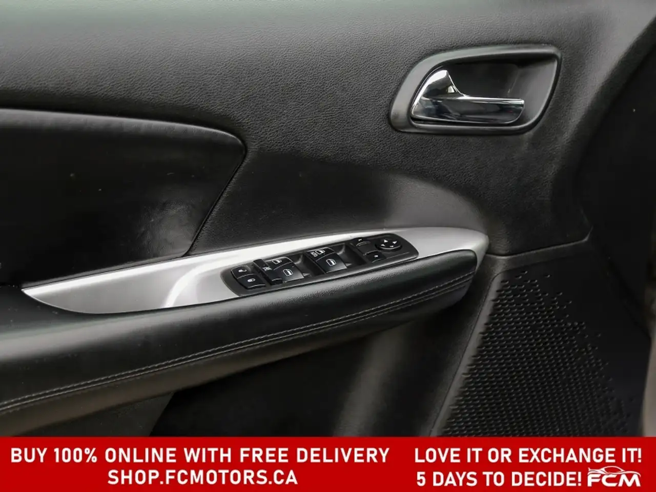 Dodge Journey снимка Dodge Journey