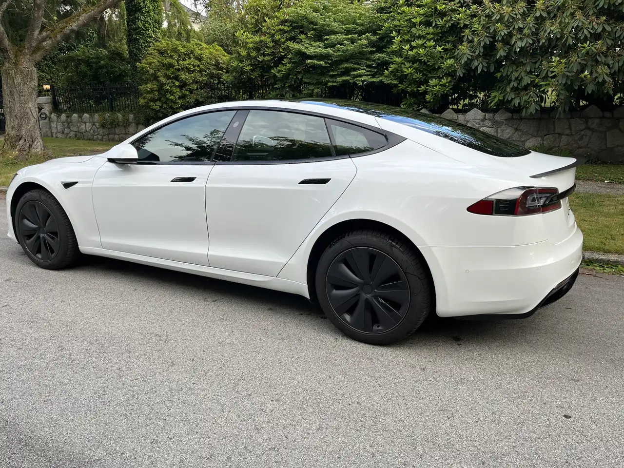 Tesla Model S снимка Tesla Model S
