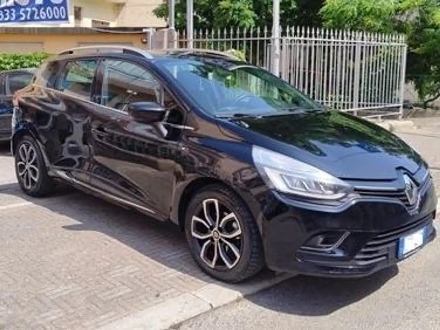 Renault Clio Clio Sporter 1.5 dci Moschino  90cv Schwarz - 1