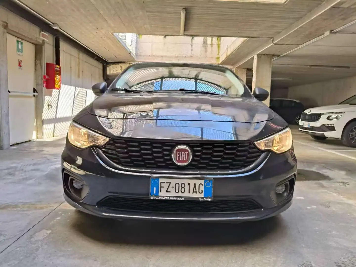 Fiat Tipo SW 1.4 Easy Business 95cv my19 Nero - 2