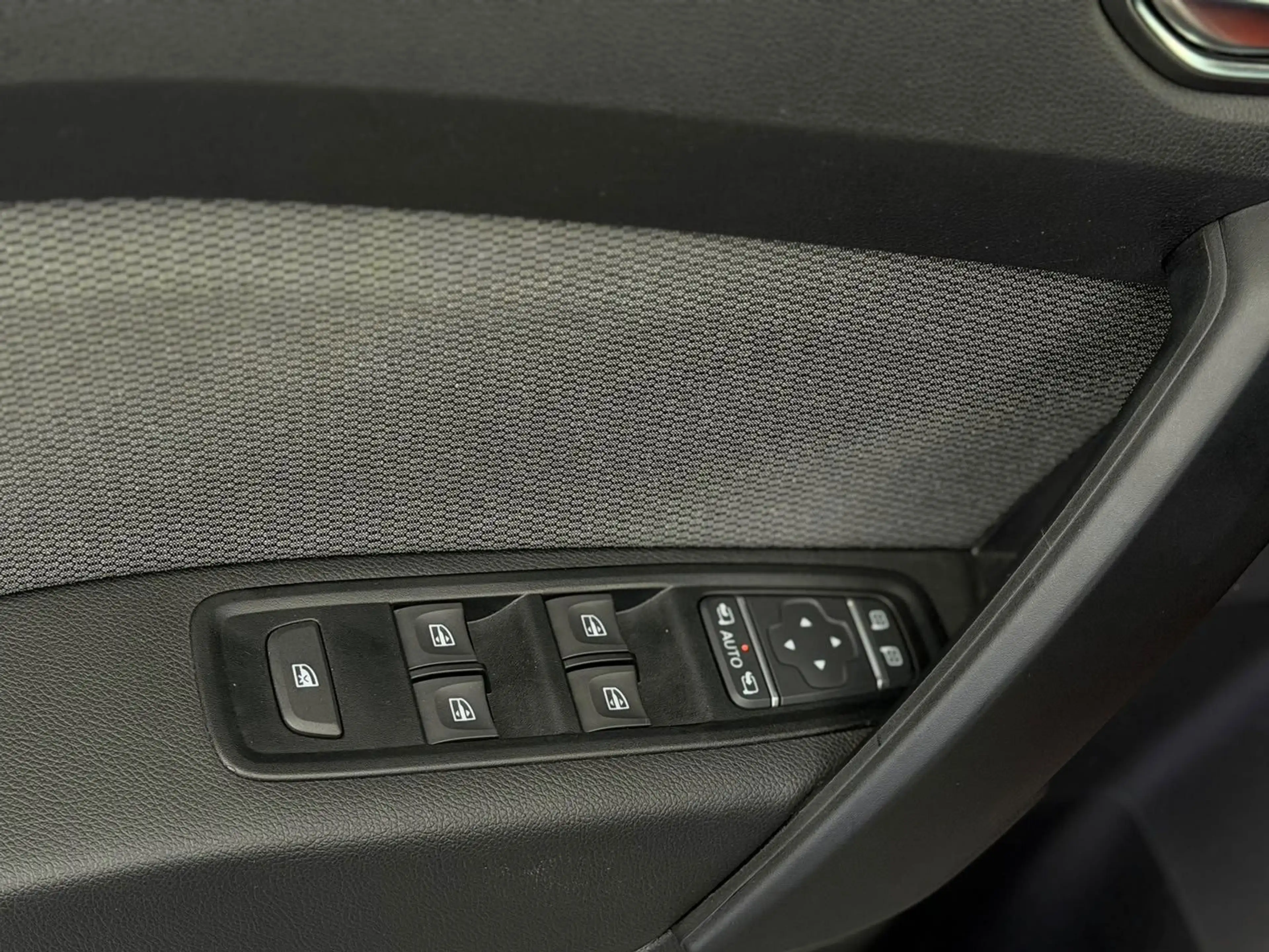 Renault Kangoo -Automatik-Behindertengerecht-Rampe — photo 13
