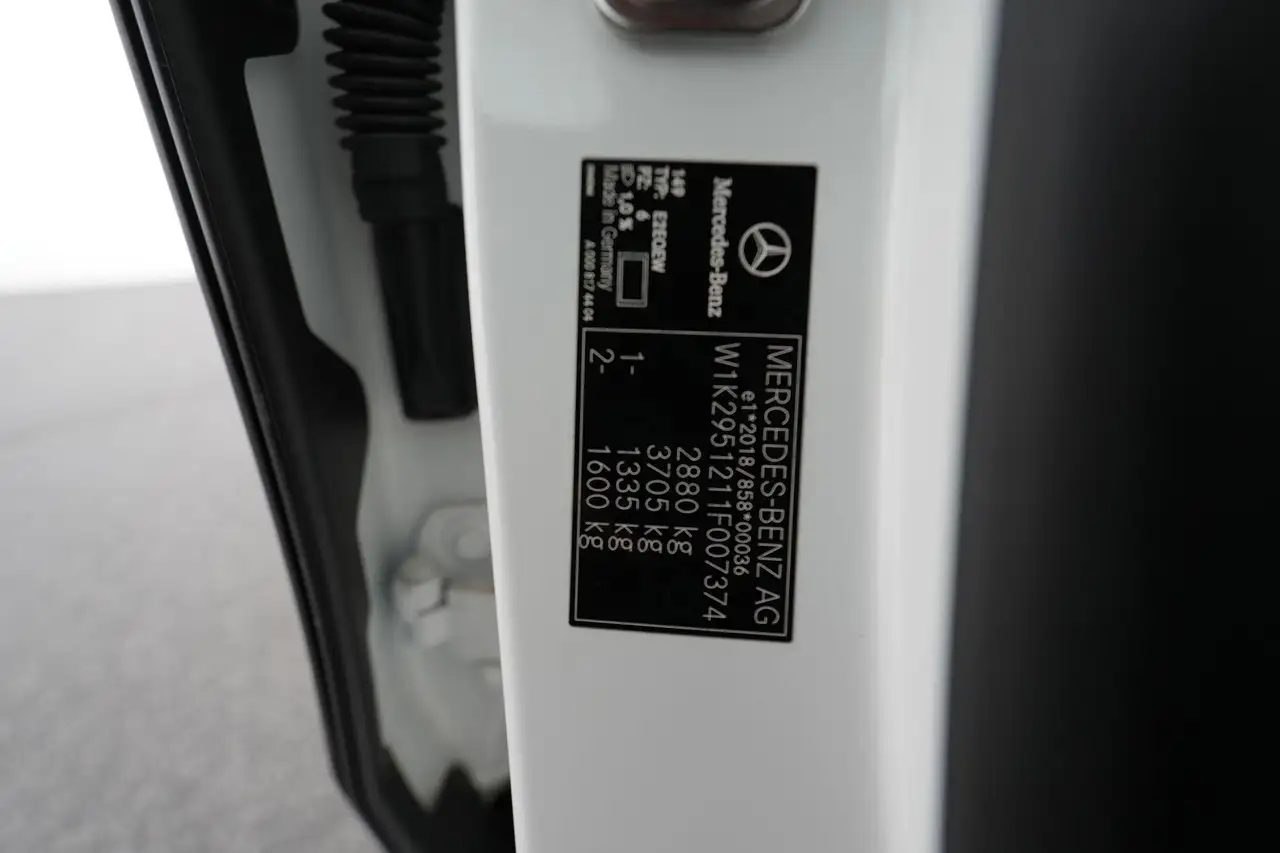 Mercedes-Benz EQE 350+ Electric Art, миниатюра 20
