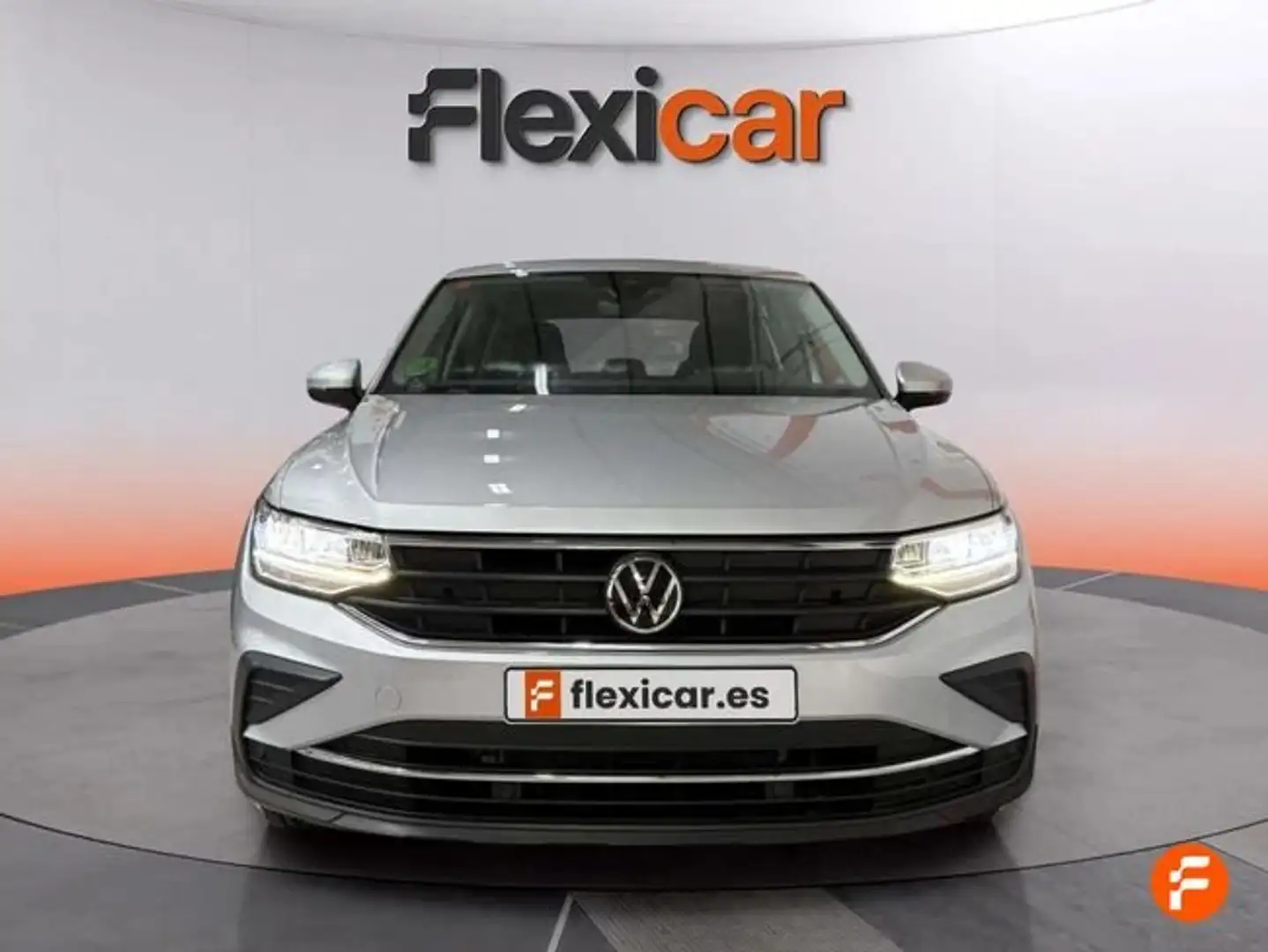 Volkswagen Tiguan 1.5 TSI Life 96kW Gris - 2