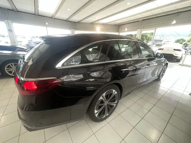 Mercedes-Benz E 220 d Avantgarde Advanced Ansicht 7