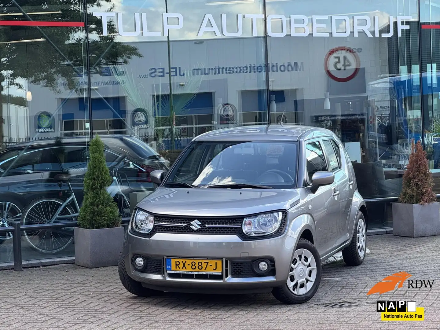 Suzuki Ignis 1.2 Comfort 2018 Aico Top staat !! Grijs - 1