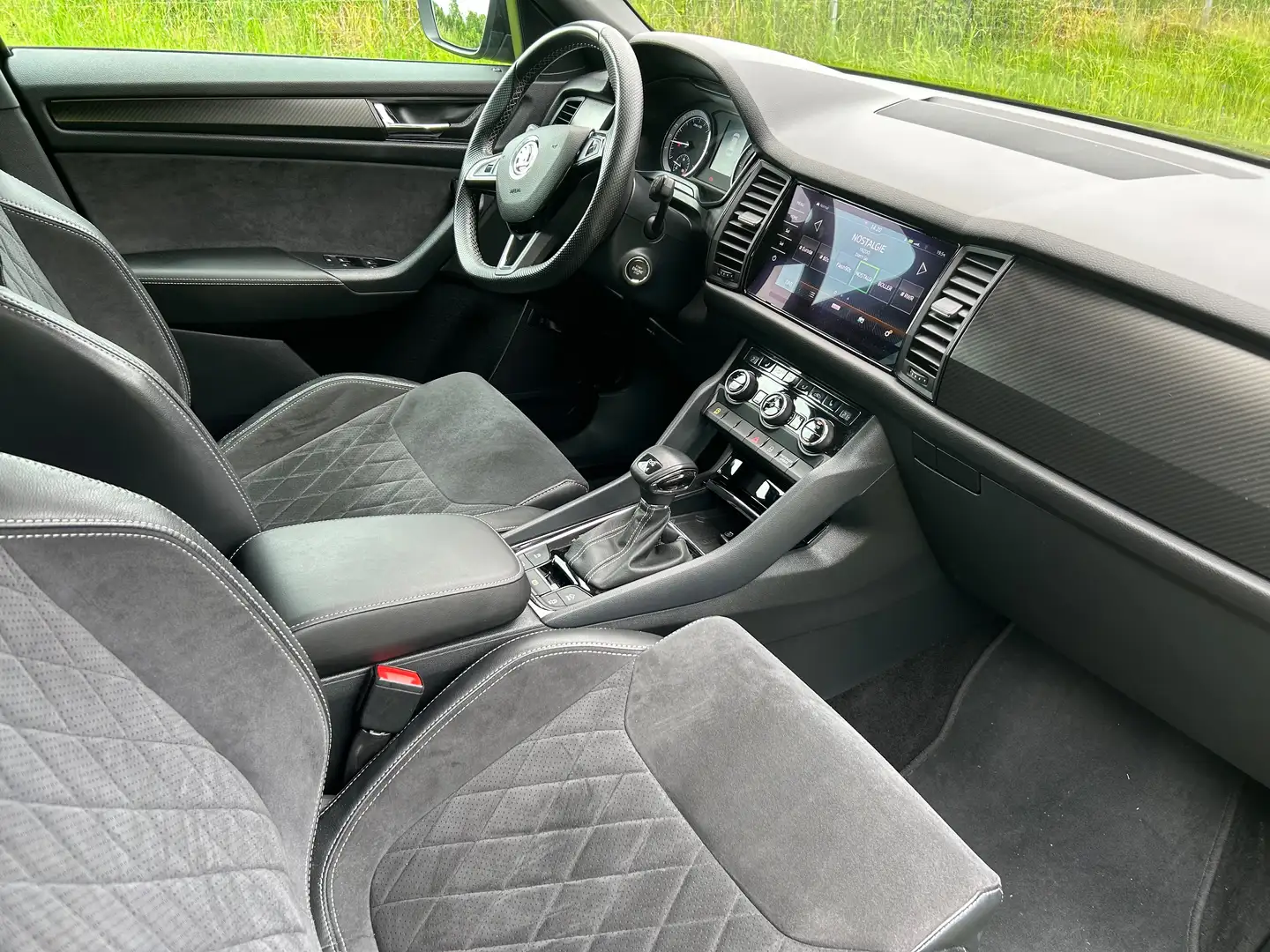 Skoda Kodiaq Kodiaq 2,0 TDI SCR 4x4 Sportline DSG Sportline Schwarz - 1