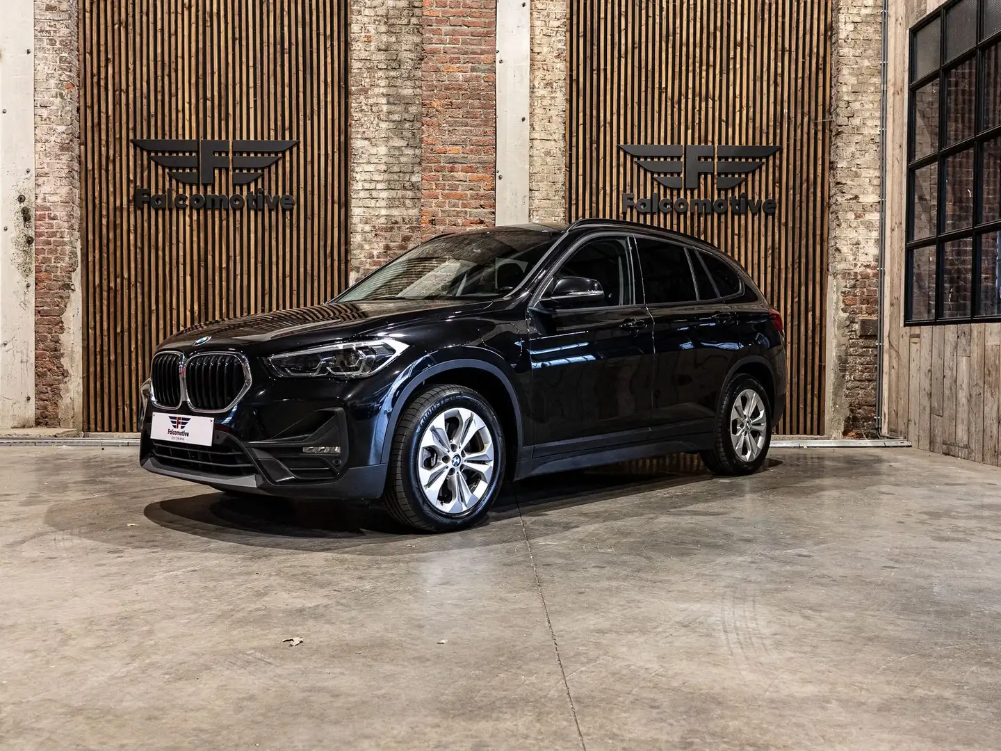 BMW X1 xDrive25e*PHEV*HUD*DAB*ZETELVERW*LED* Nero - 2