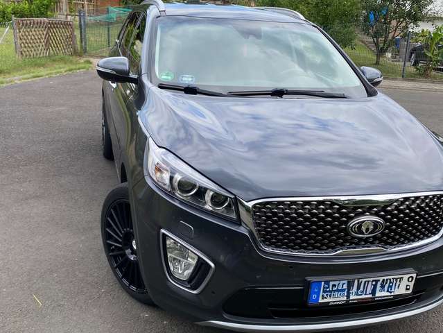 Imagine Kia Sorento Sorento 2.2 CRDi AWD Spirit