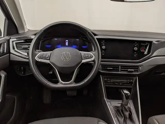 Volkswagen Polo view 7