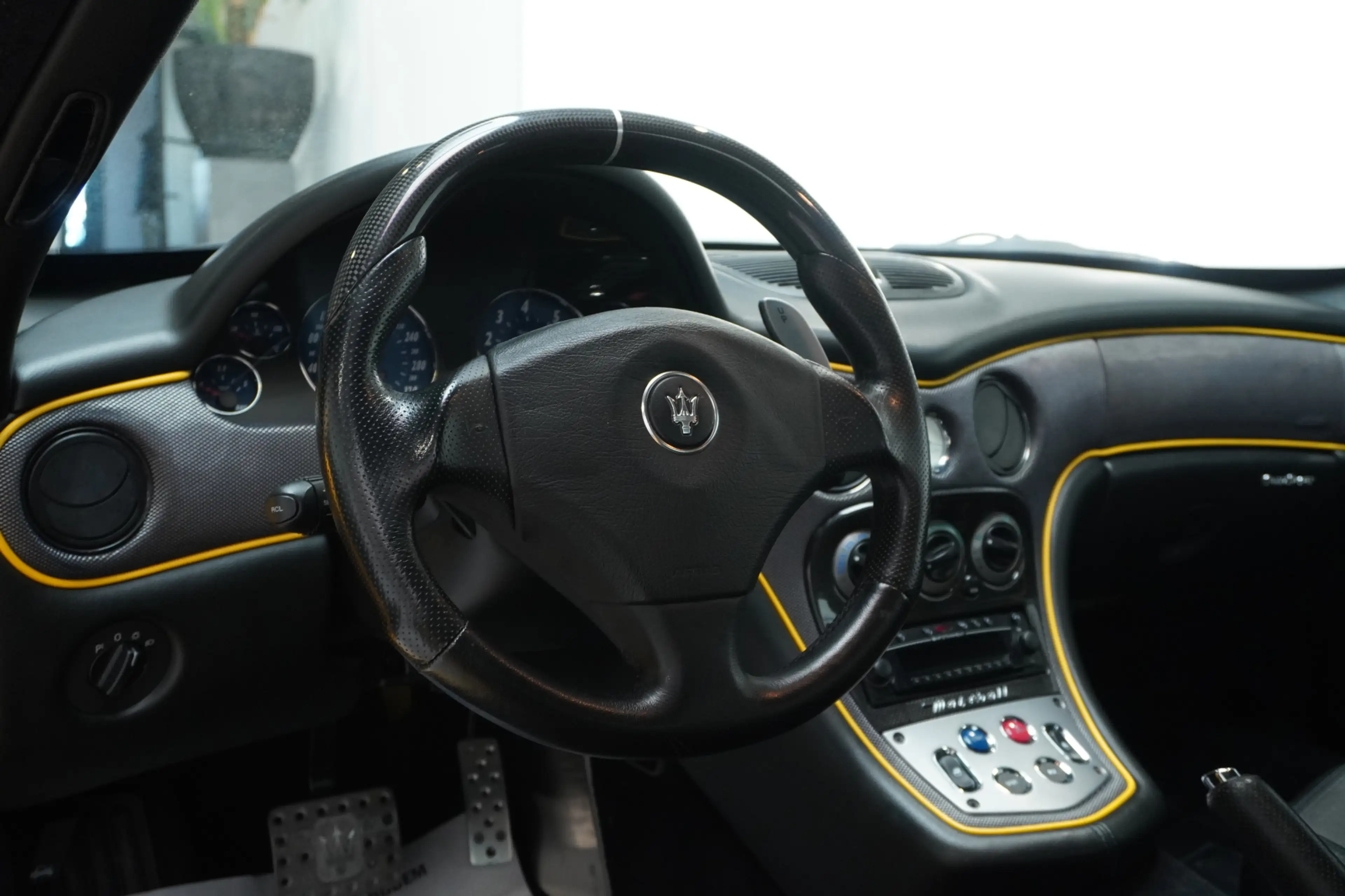 Maserati GranSport 4.2 V8 / F1 / Giallo Granturismo - Slechts 36 exem — photo 24