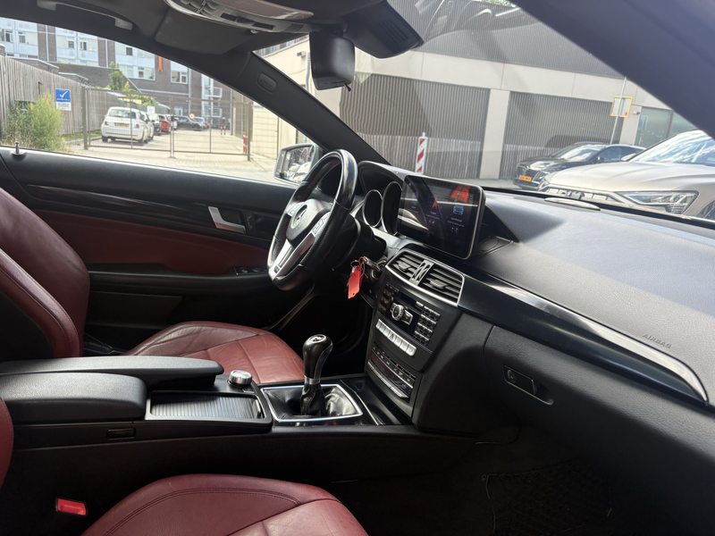 Mercedes-Benz C 180 Coupé NL AUTO/PANORAMA/LEDER — photo 9