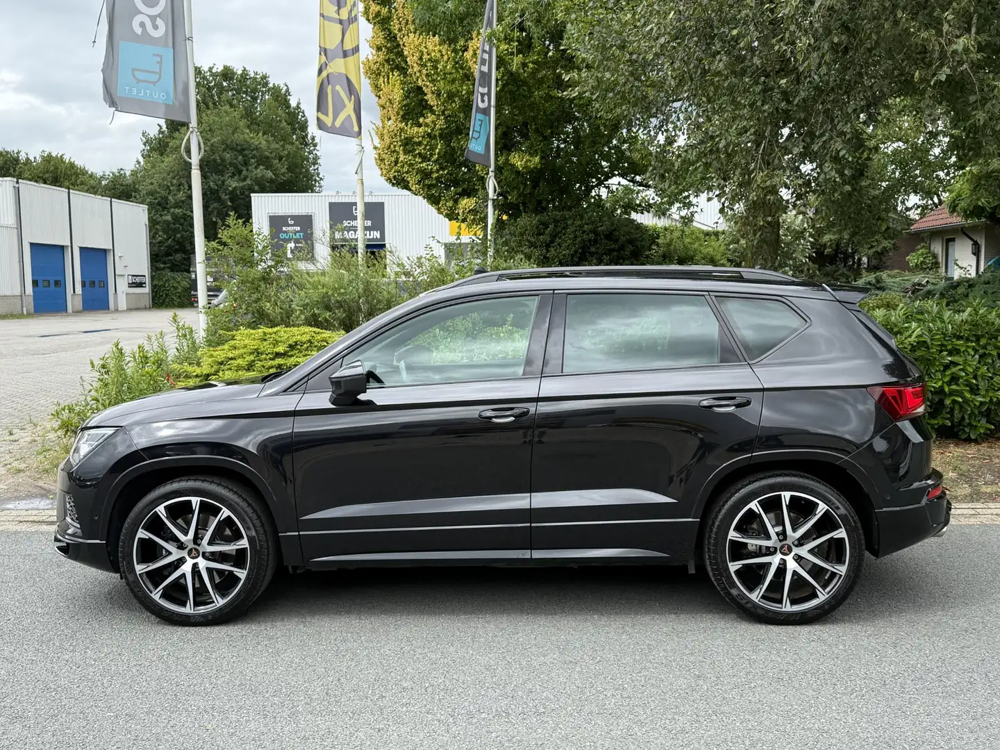 CUPRA Ateca 2.0 TSI 4DRIVE 300PK DSG•Schaalstoelen•Pano Černá - 2