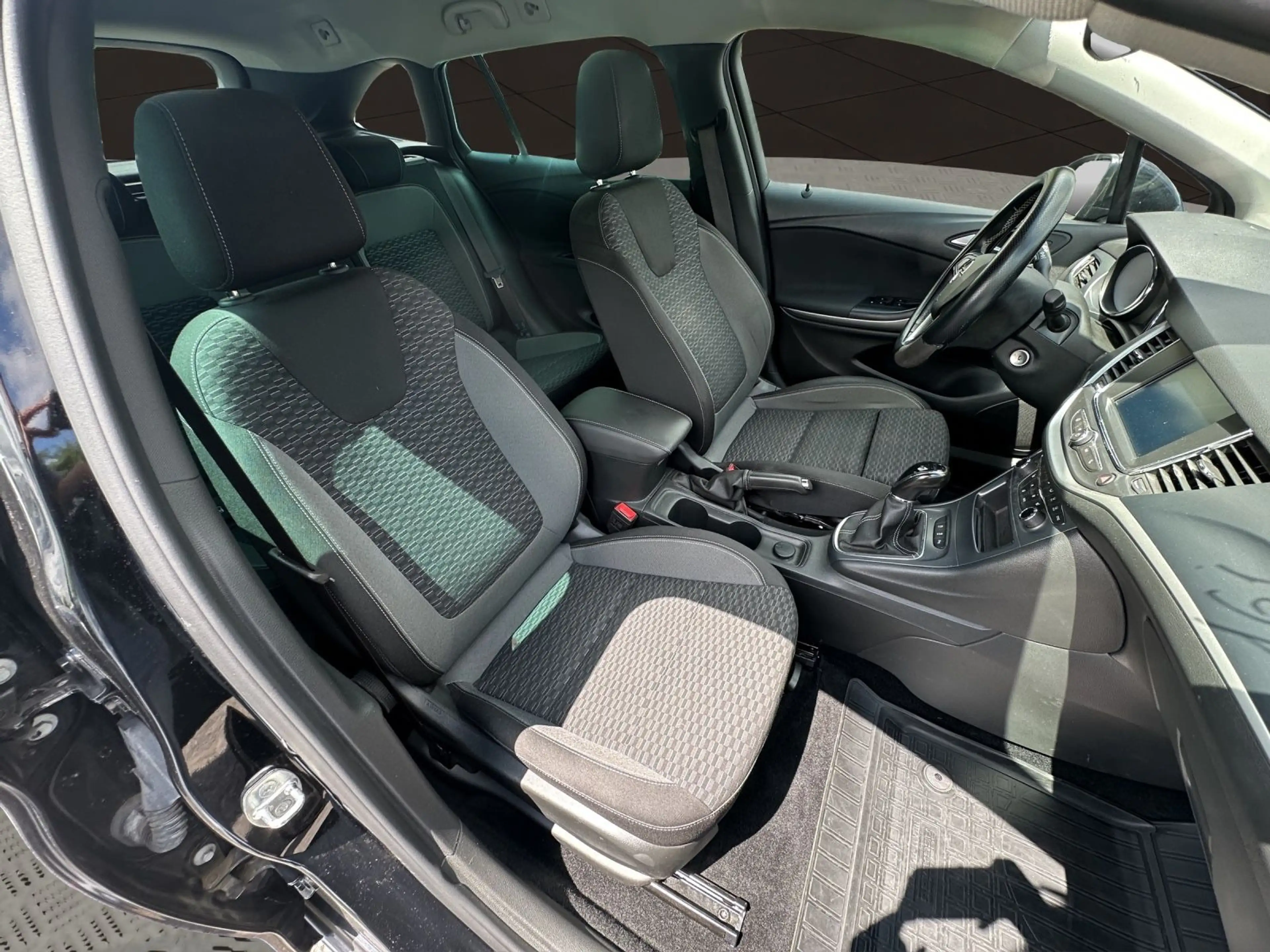 Opel Astra K Sports Tourer Business *NAVI*KAMERA* — photo 13