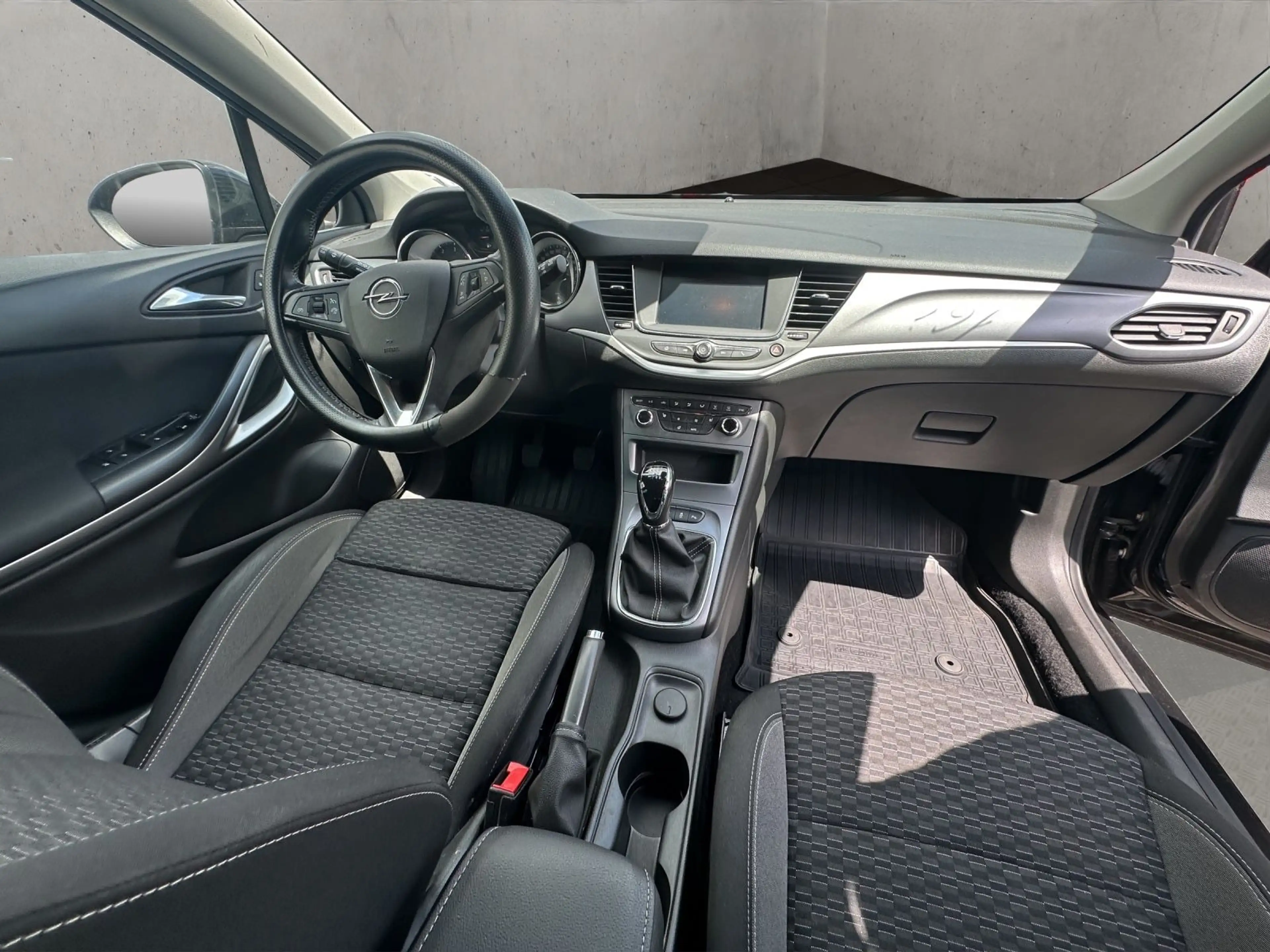 Opel Astra K Sports Tourer Business *NAVI*KAMERA* — photo 10