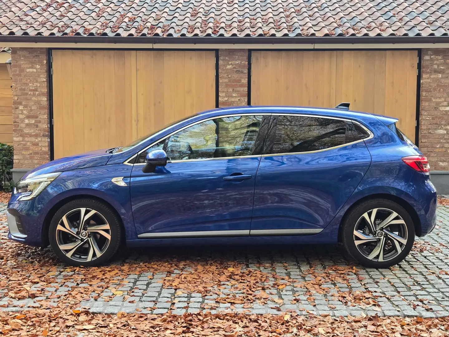Renault Clio 1.0 TCe R.S. Line (incl. factuur en onderhoud) Blauw - 2