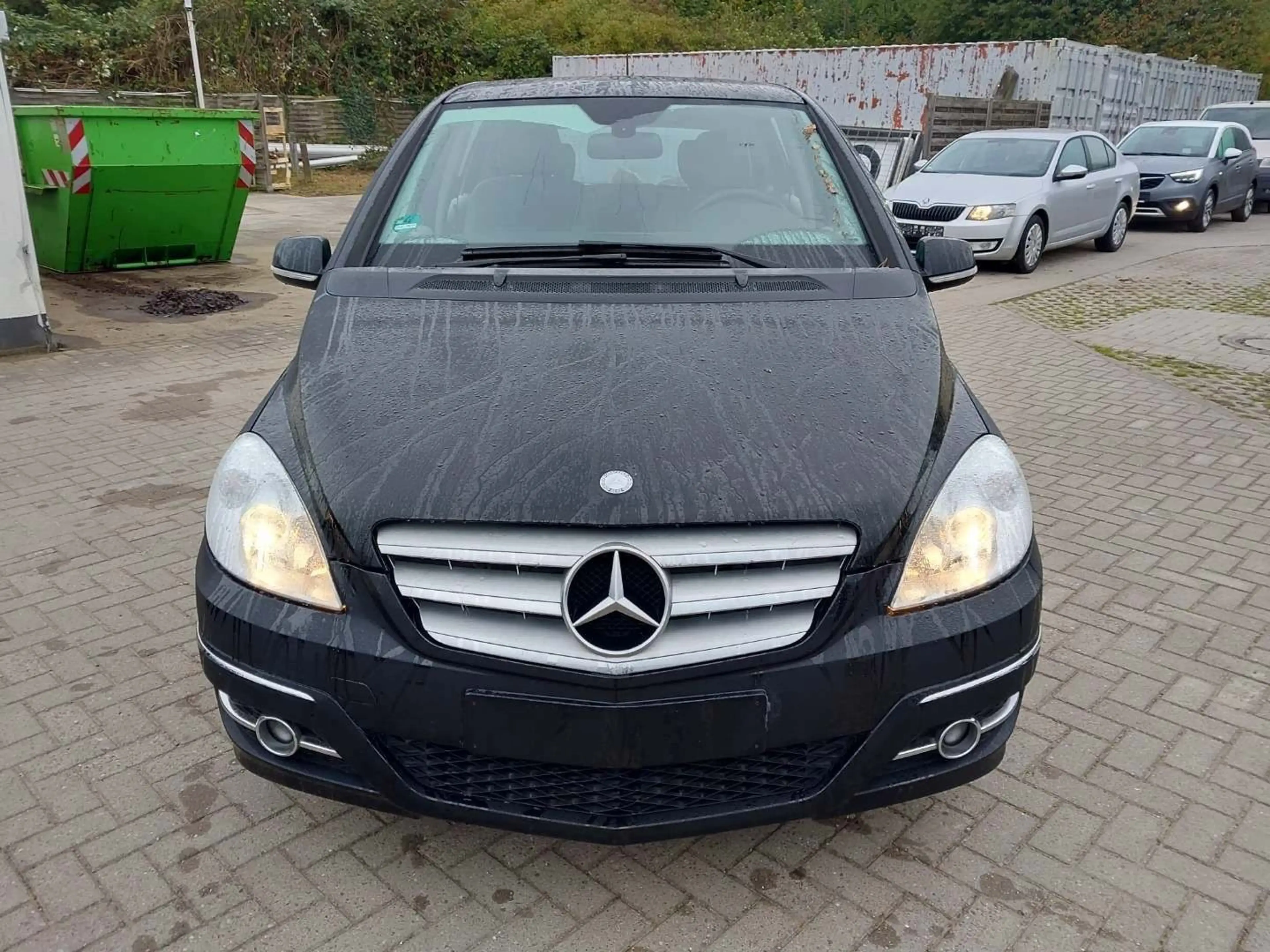 Mercedes-Benz B 200 B200*AUTOM.*TÜV*KLIMA*PDC*2.HAND*T.LEDER*SPORT — photo 3
