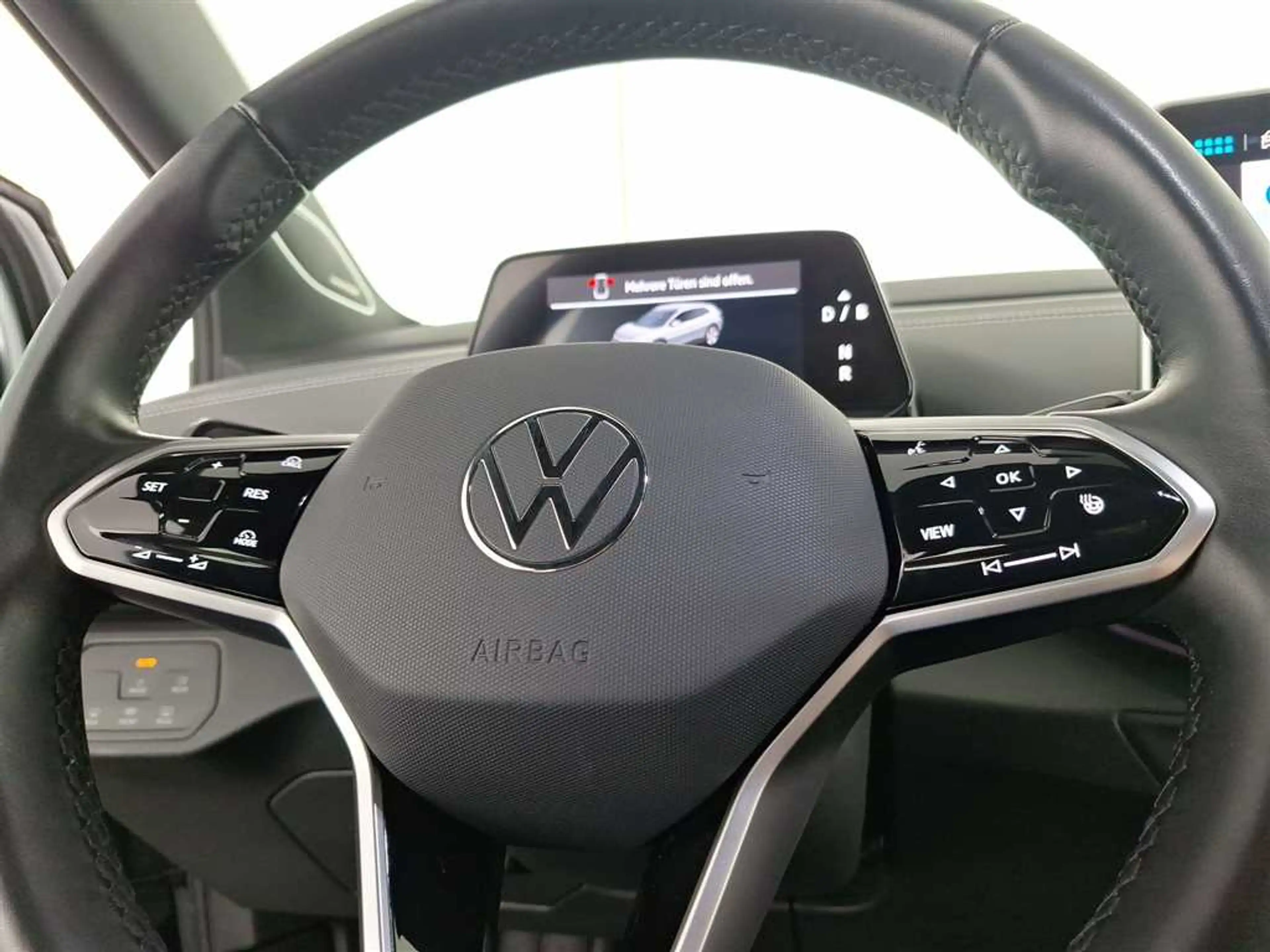 Volkswagen ID.4 Pro 82 kWh — photo 29