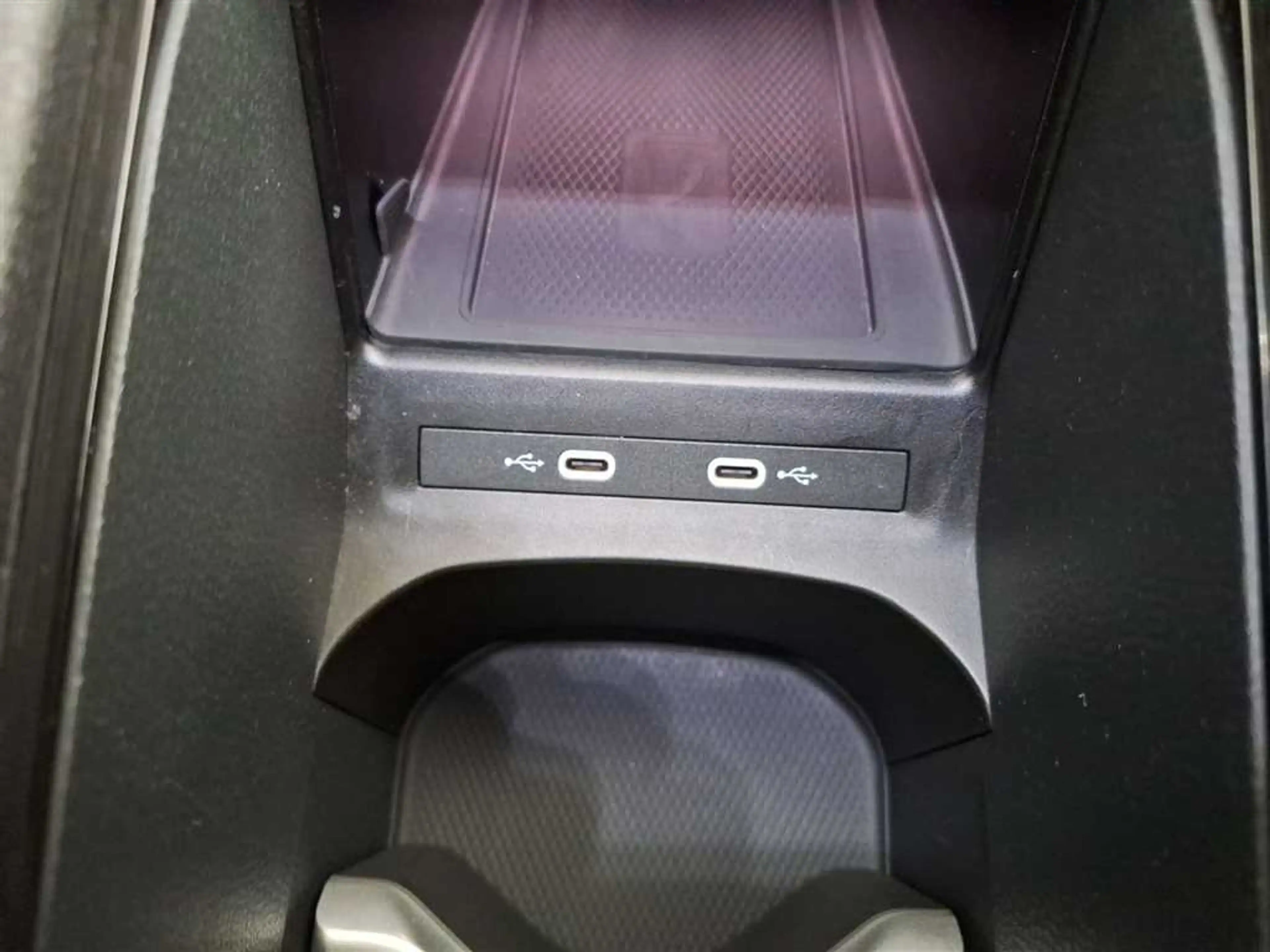 Volkswagen ID.4 Pro 82 kWh — photo 30