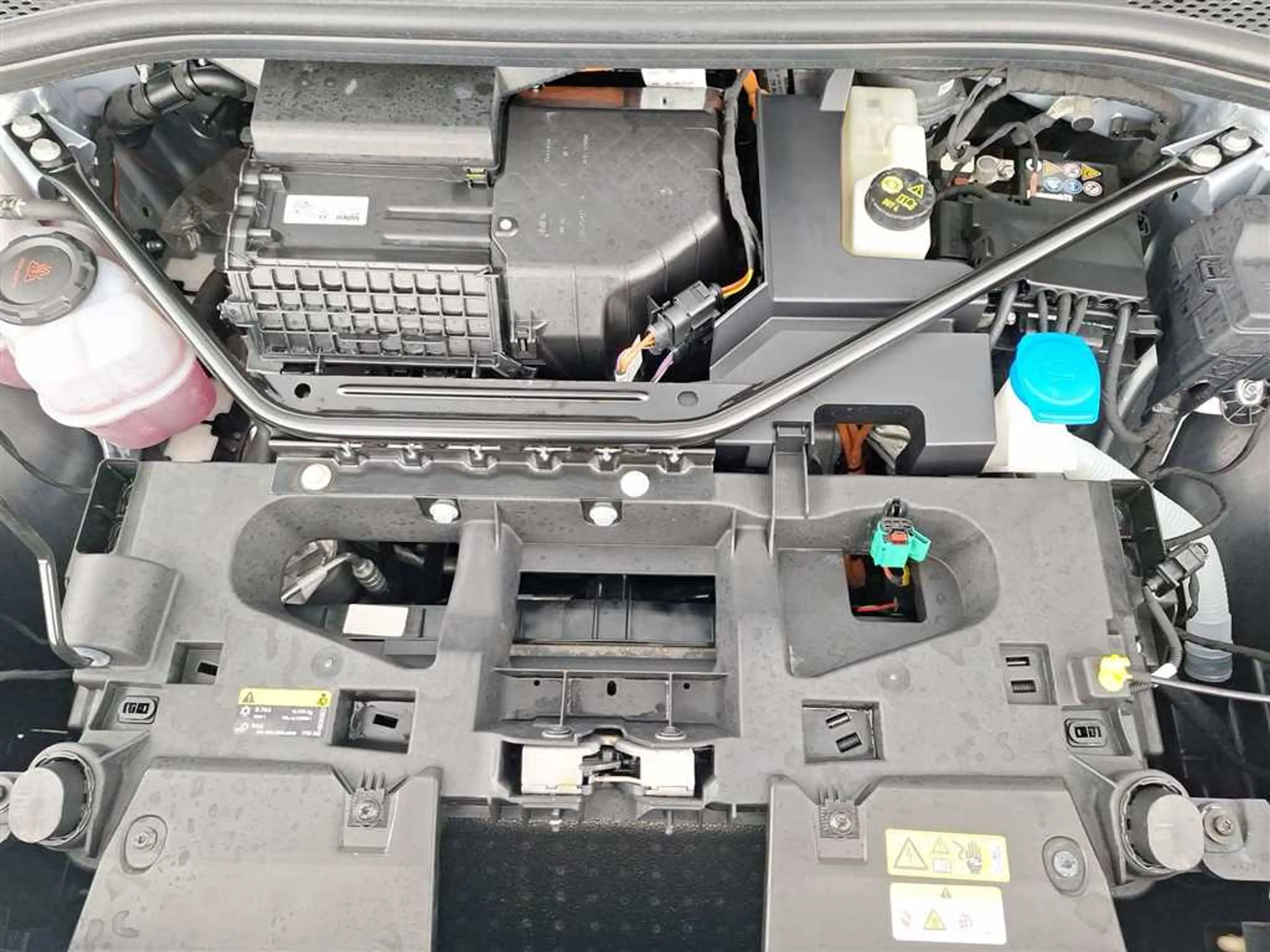 Volkswagen ID.4 Pro 82 kWh — photo 22